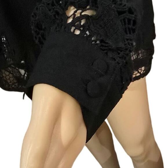 Gimmicks Black Lace up front top with cutout detail small NWOT - Picture 3 of 7